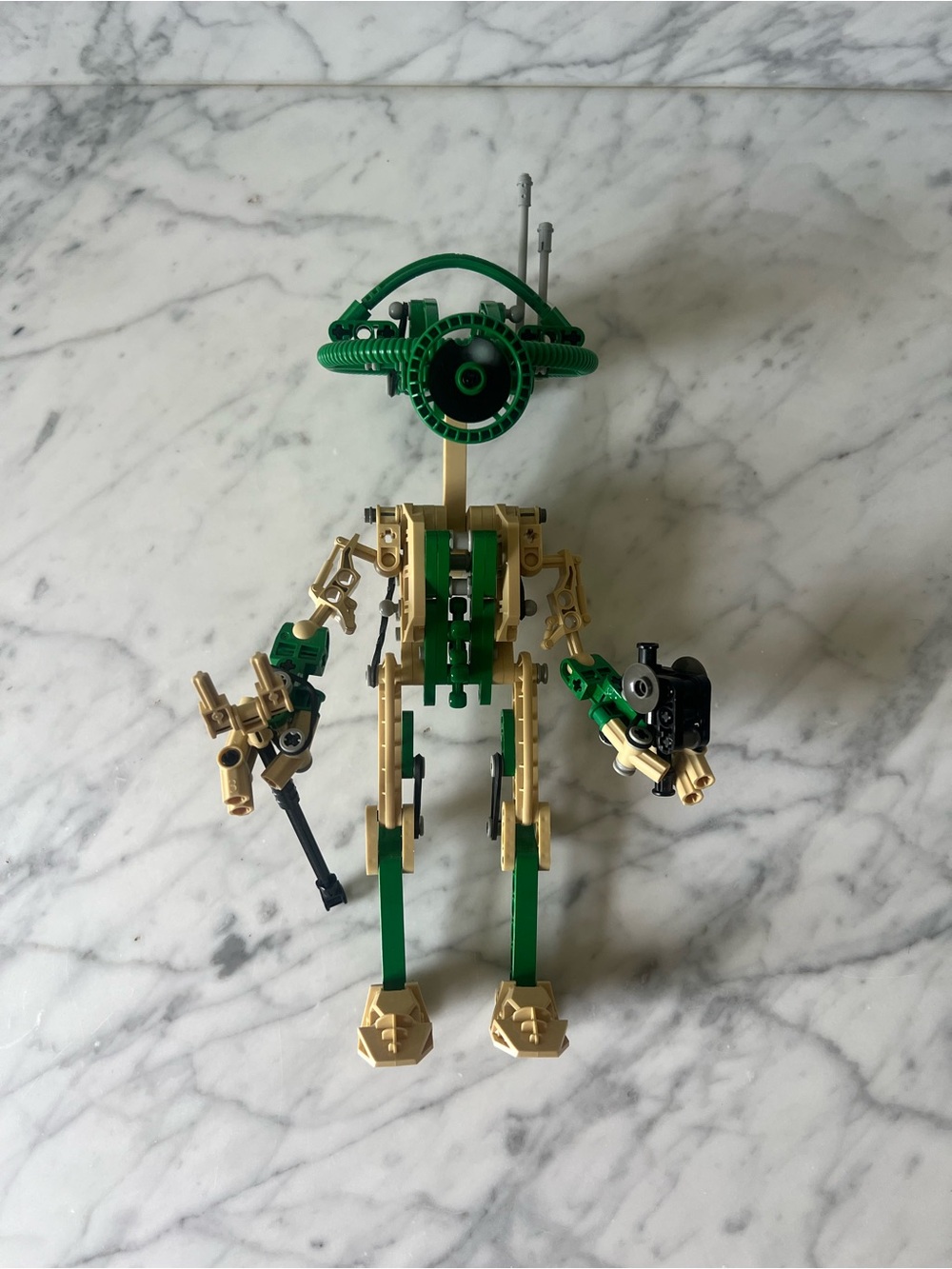Lego pit droid 8000